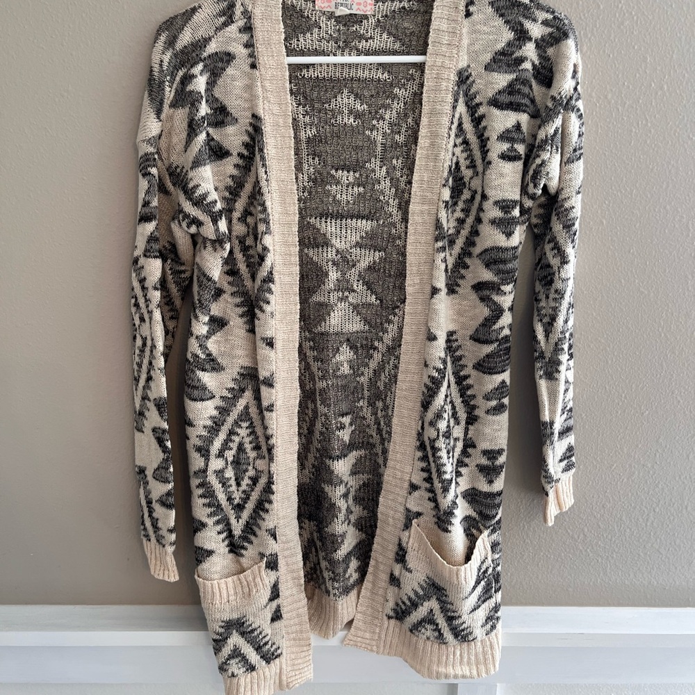 Patterned Cream and Black Women's Sweater